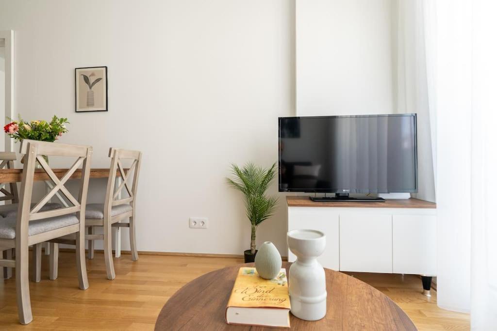 Trendy 1Br, Direct City Access By Hm Vienna Exterior photo